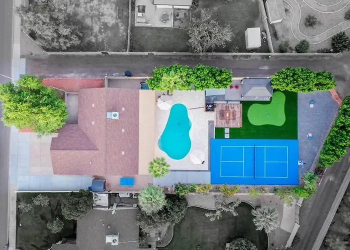 Backyard Paradise In *