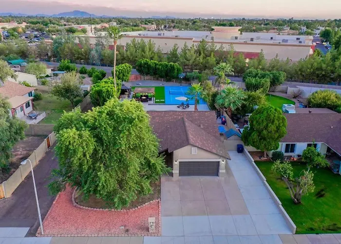 Backyard Paradise In Chandler