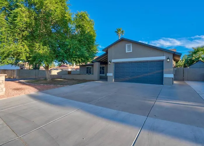 Backyard Paradise In Chandler